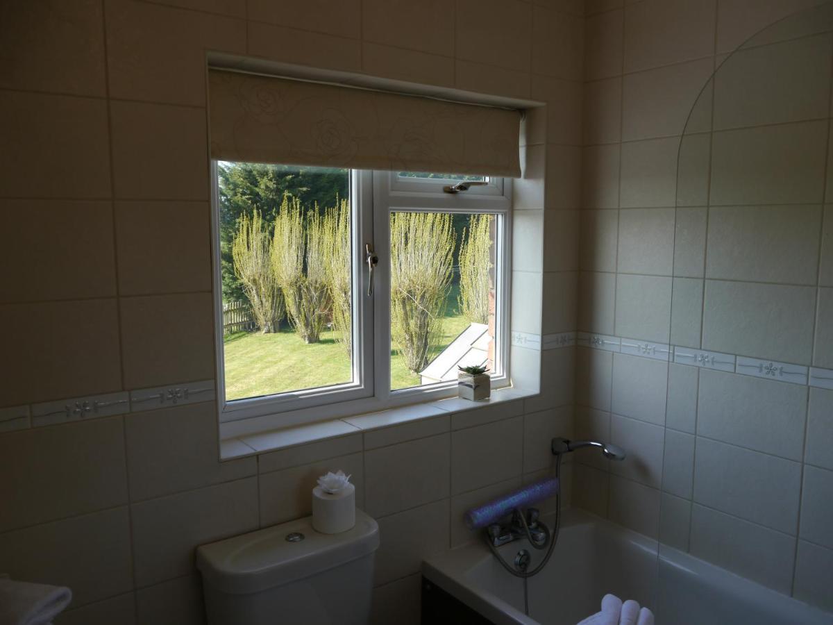 South View Country House Sleeps 12 - Hot Tub - Views Henley-in-Arden Exterior photo